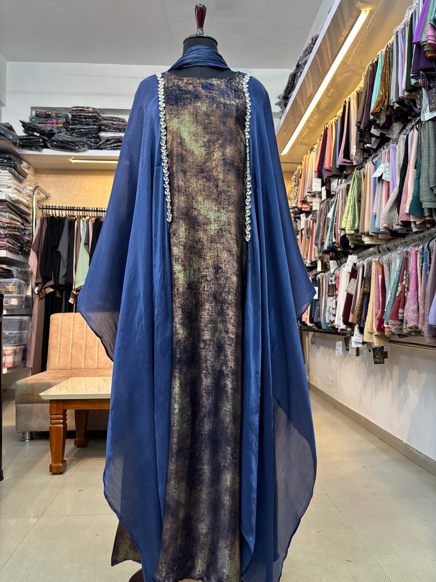 Burkha With Shrug Frills