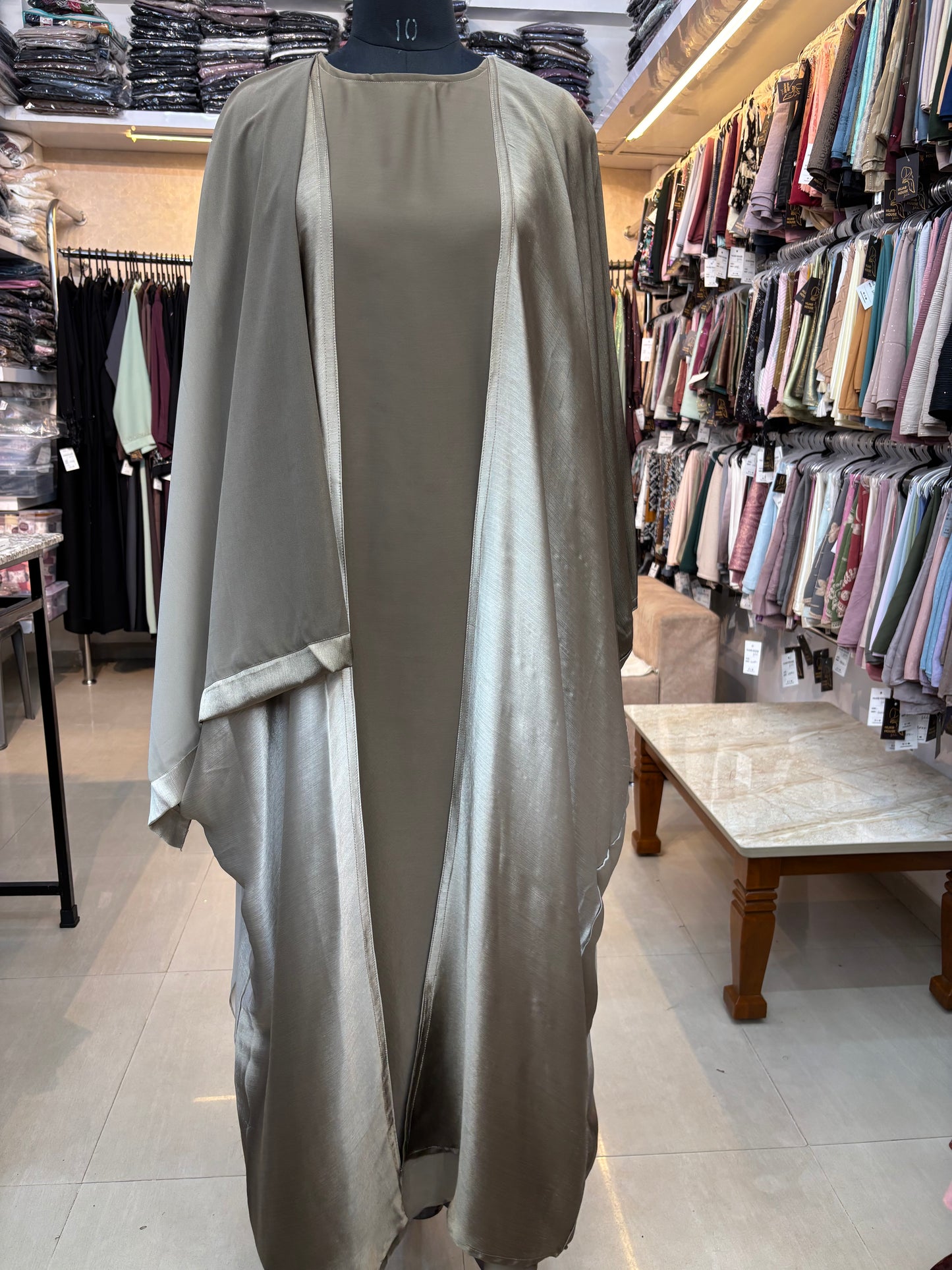 Shrug Abaya With Inner