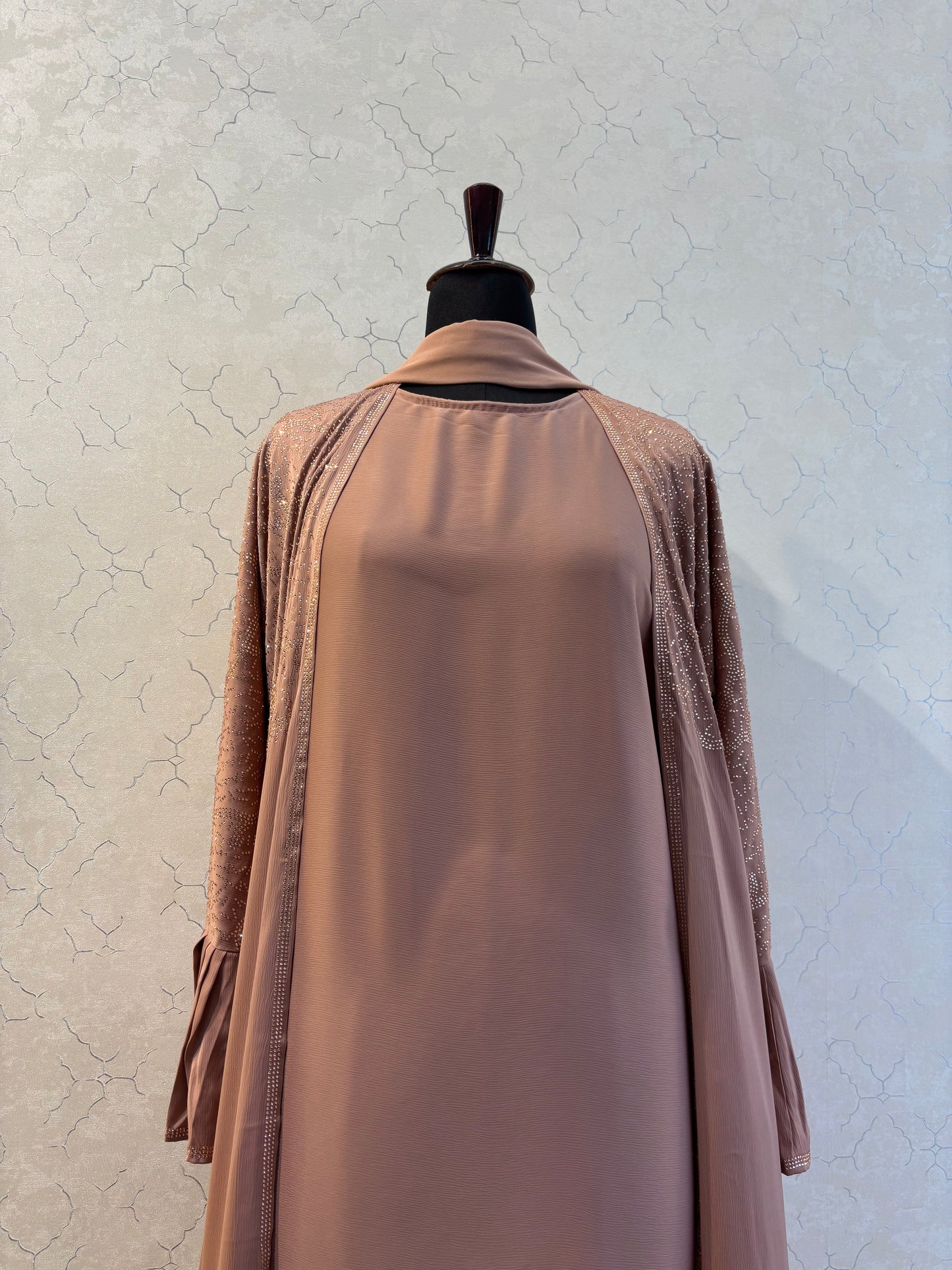 Shrug Abaya with Inner Crushed Chiffon Fabric