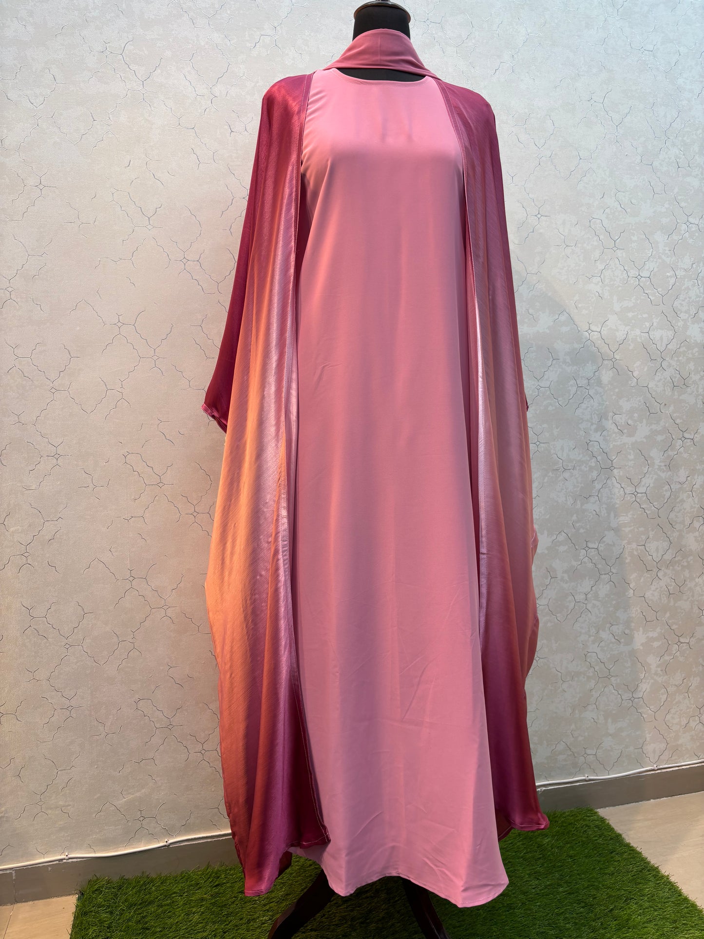 Shrug Abaya With Inner