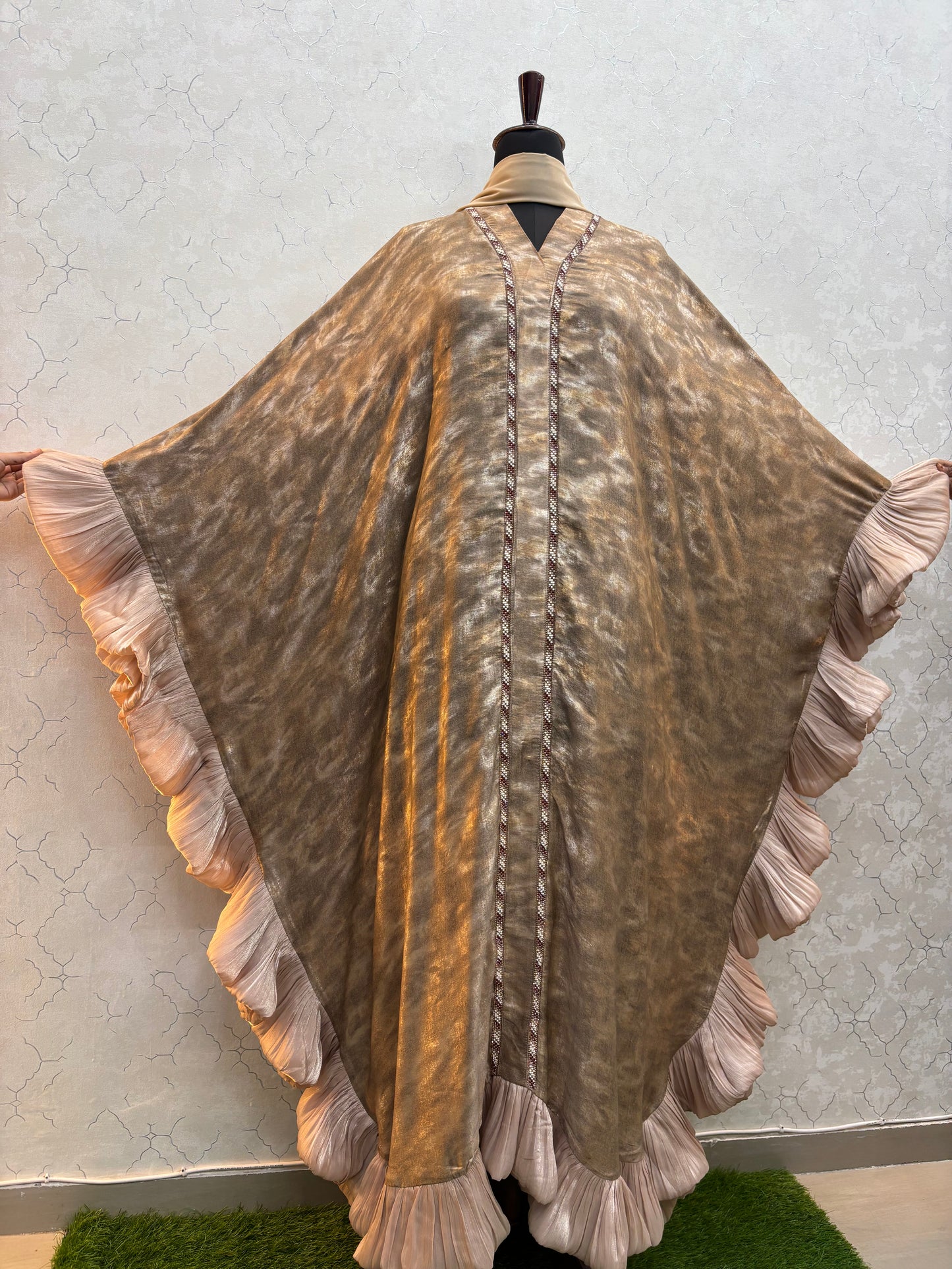 Kaftaan Abaya with Frill Detailing Shimmer Silk Satin Fabric