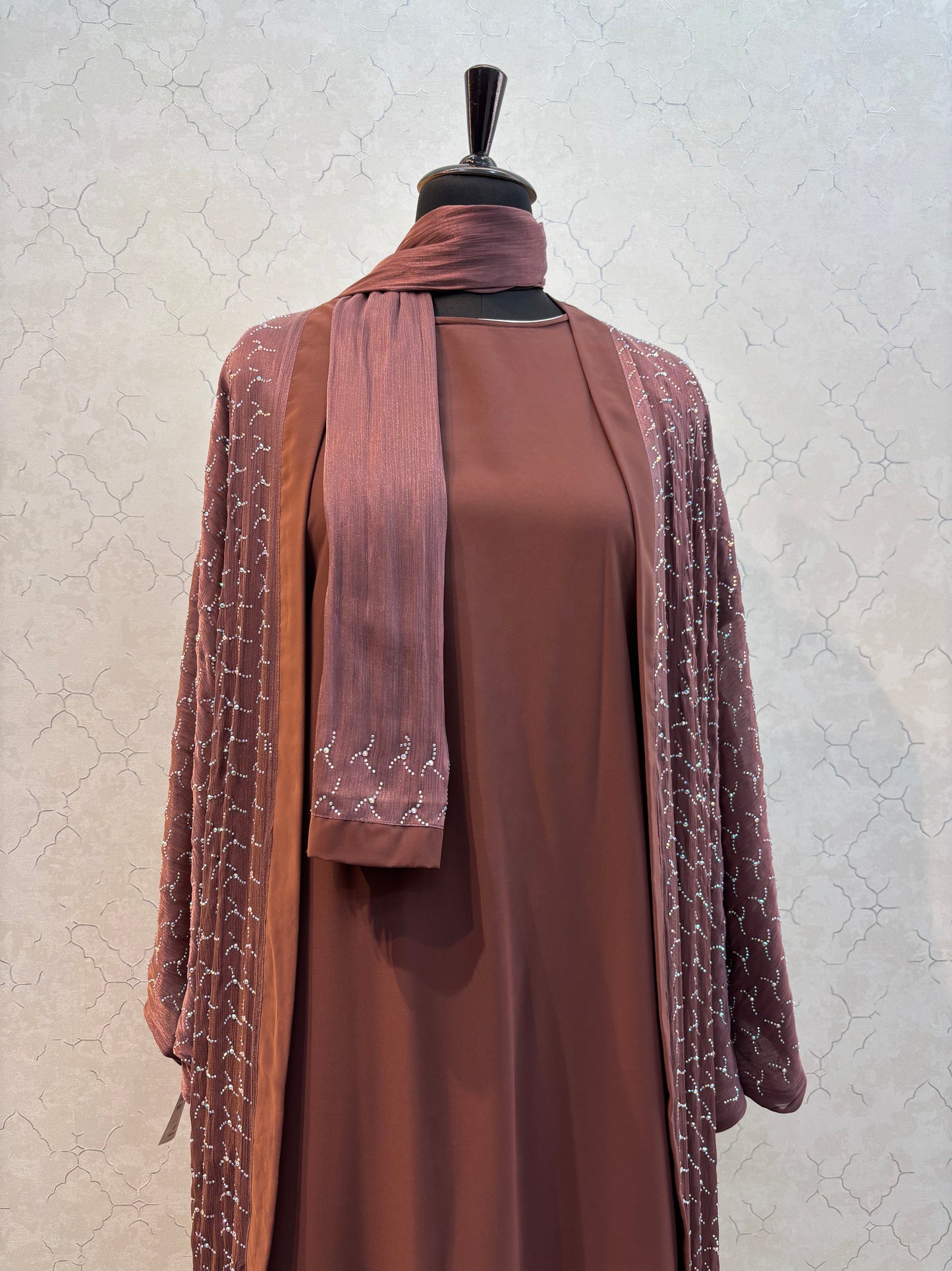 Shrug Abaya With Inner