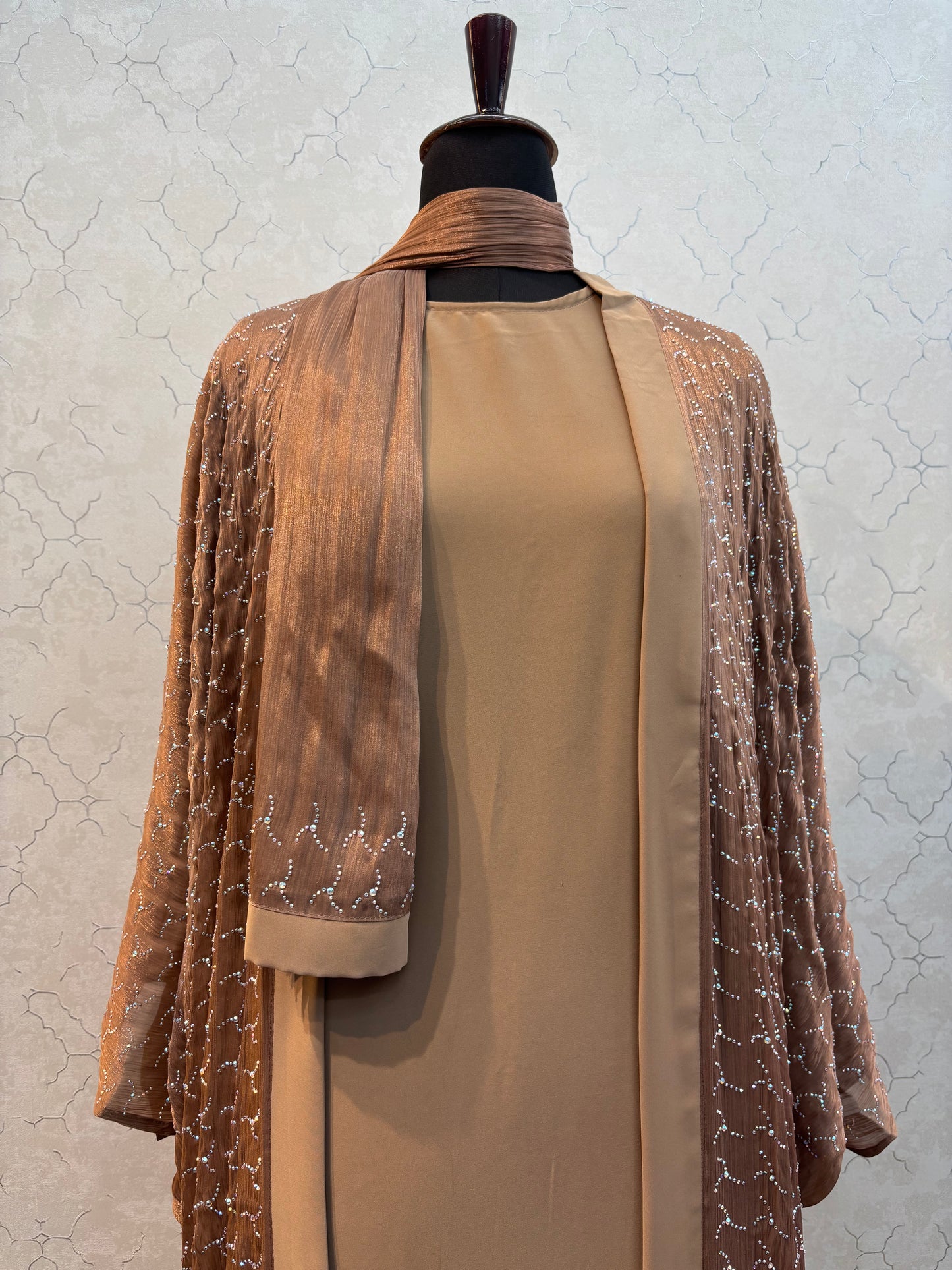 Shrug Abaya With Inner