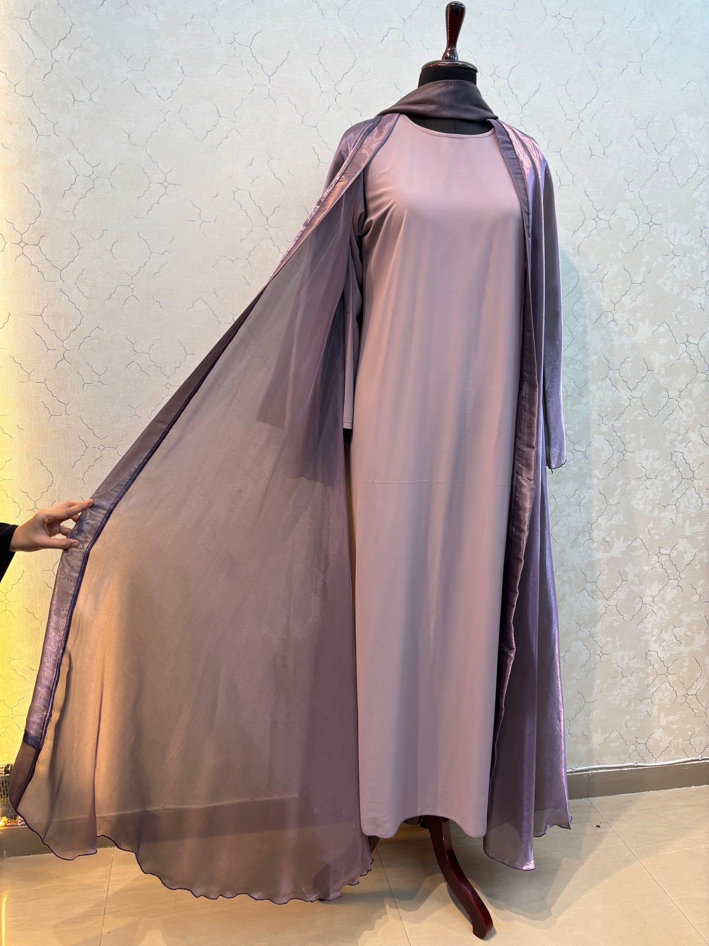 Shrug Abaya With Inner
