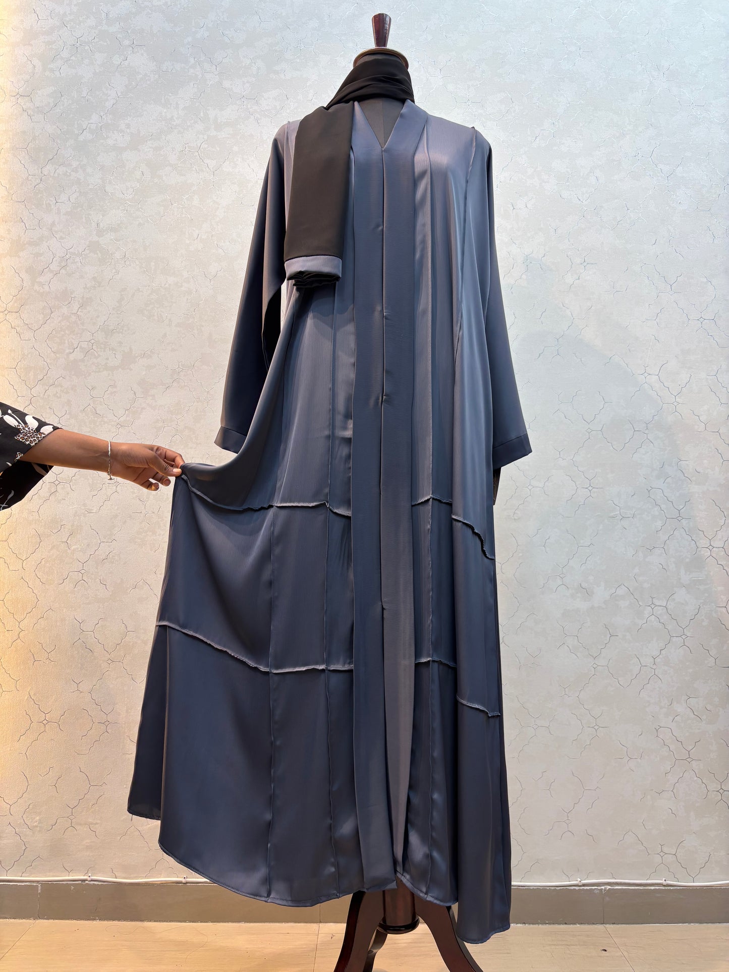 Kimono Style Box Pleated Burkha with Imported Tick Tok Fabric