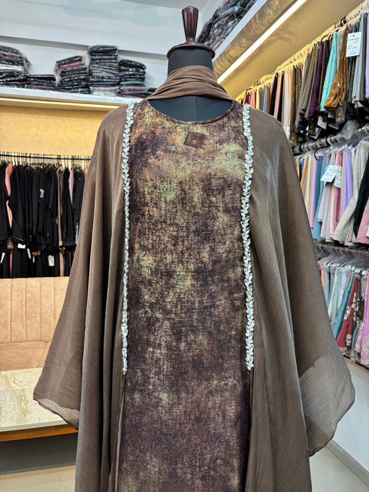 Burkha With Shrug Frills
