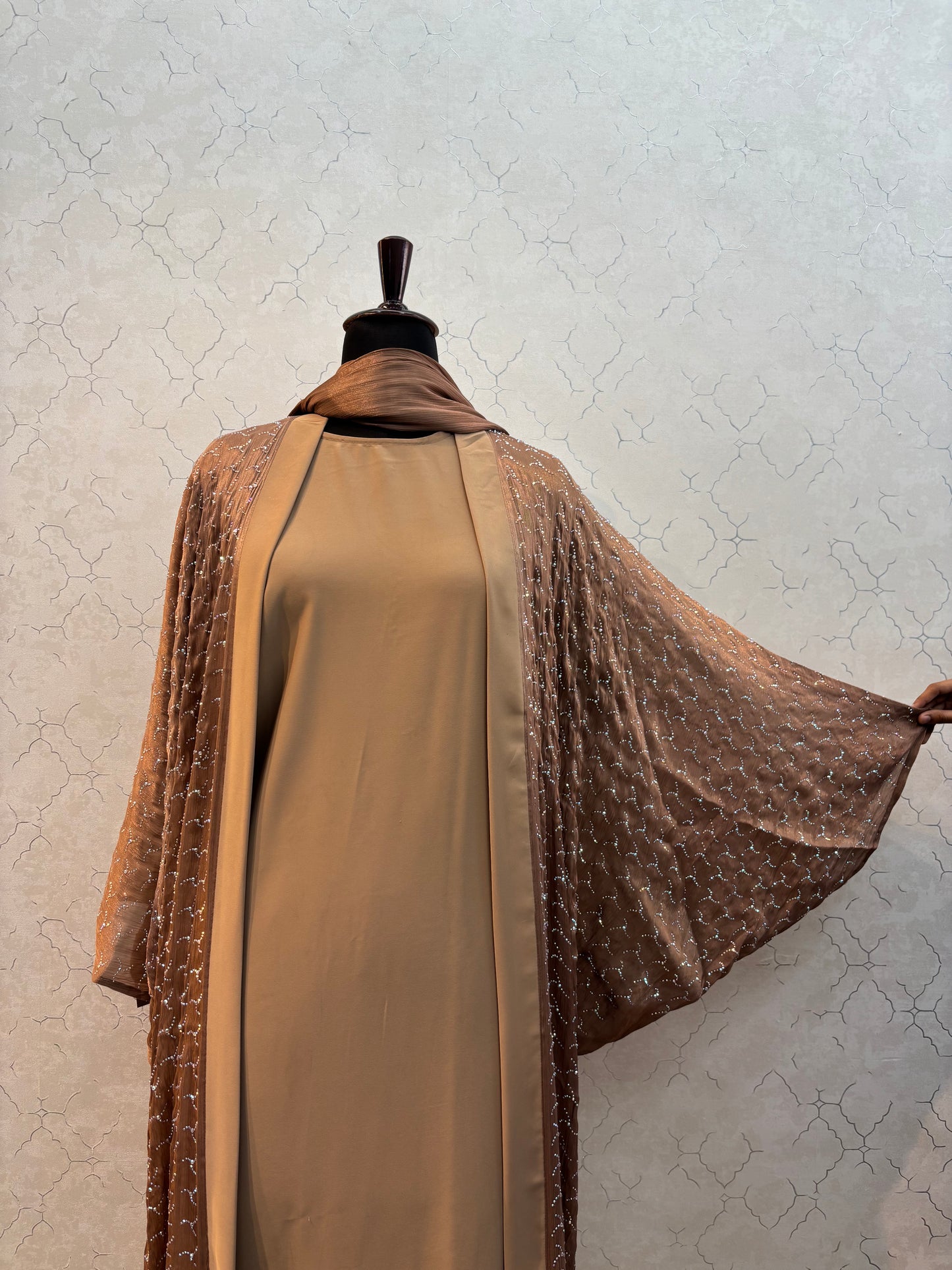 Shrug Abaya With Inner