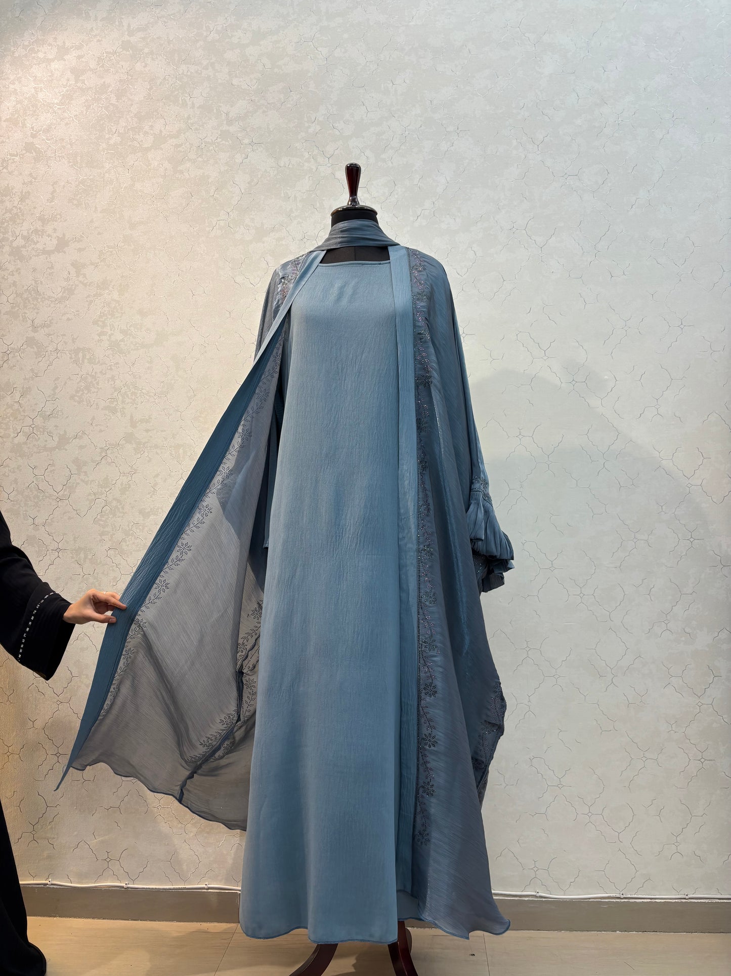 Shrug Abaya with Inner Crushed Chiffon Fabric