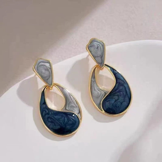Chic french retro earrings