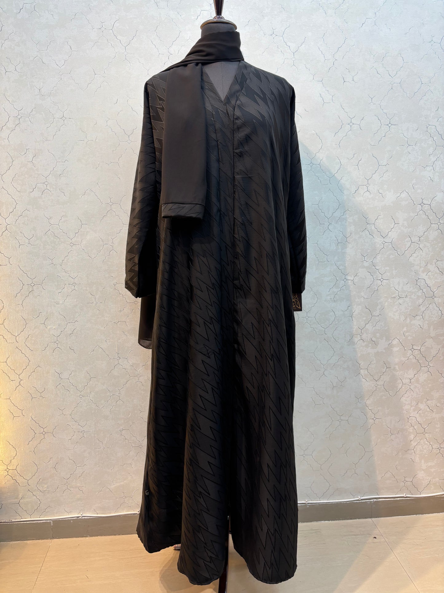 Textured Zig Zag Design Korean Nida Fabric Burkha
