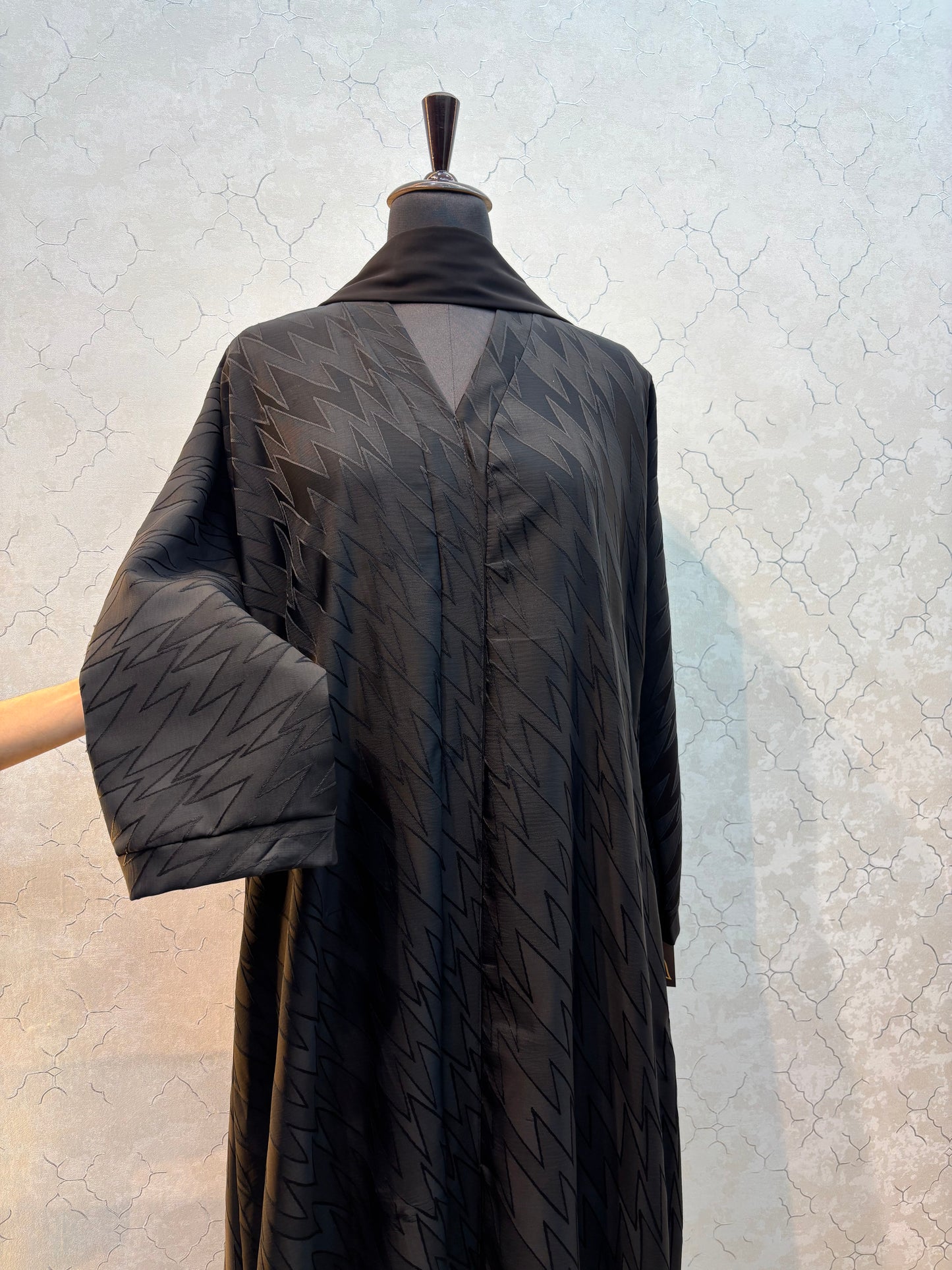 Textured Zig Zag Design Korean Nida Fabric Burkha