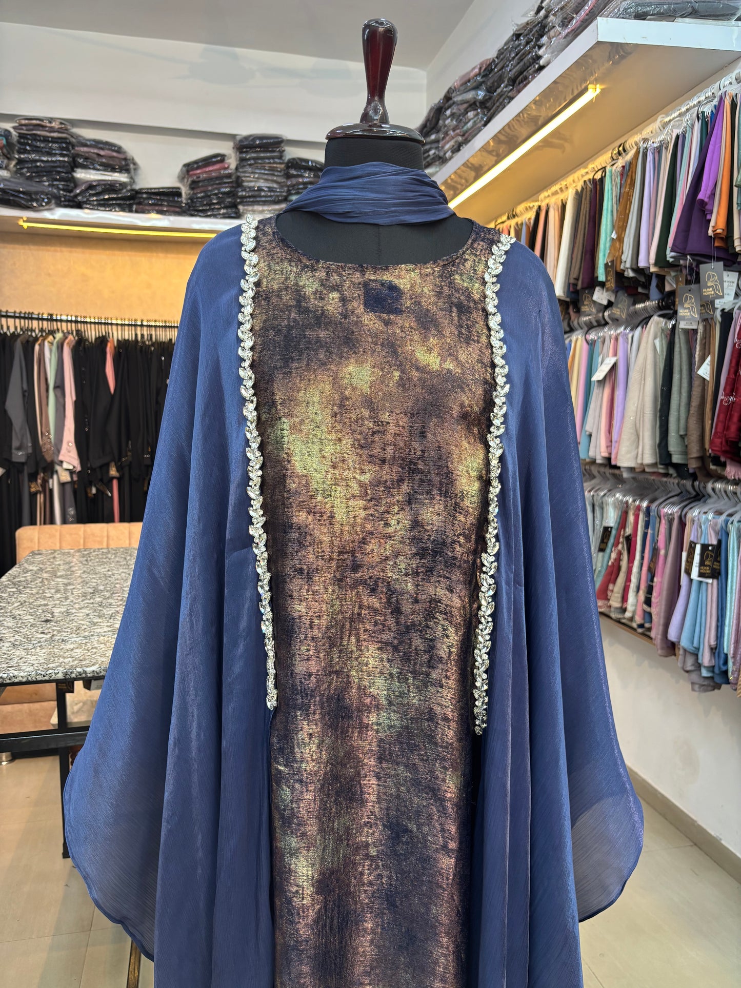 Burkha With Shrug Frills