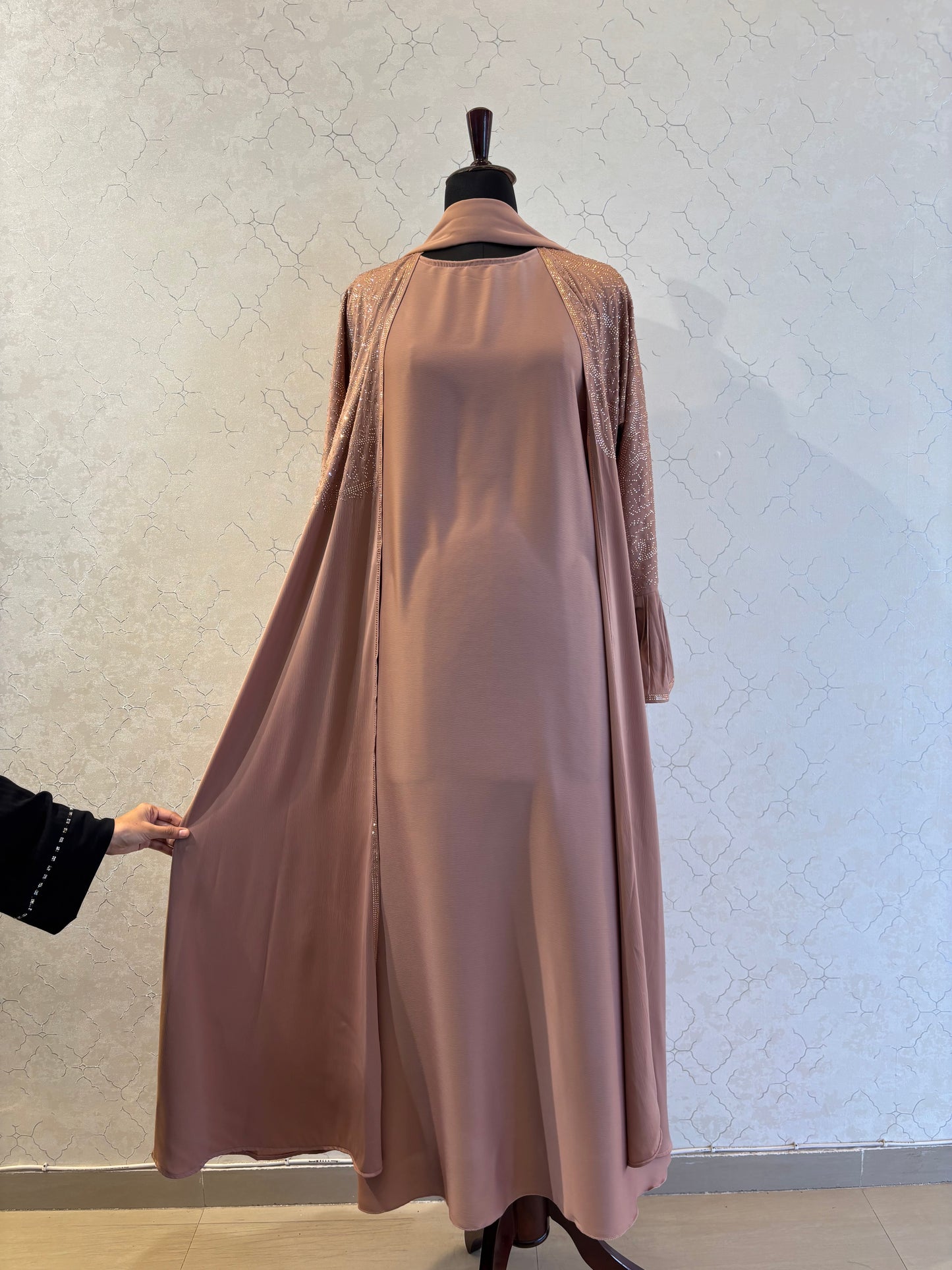 Shrug Abaya with Inner Crushed Chiffon Fabric