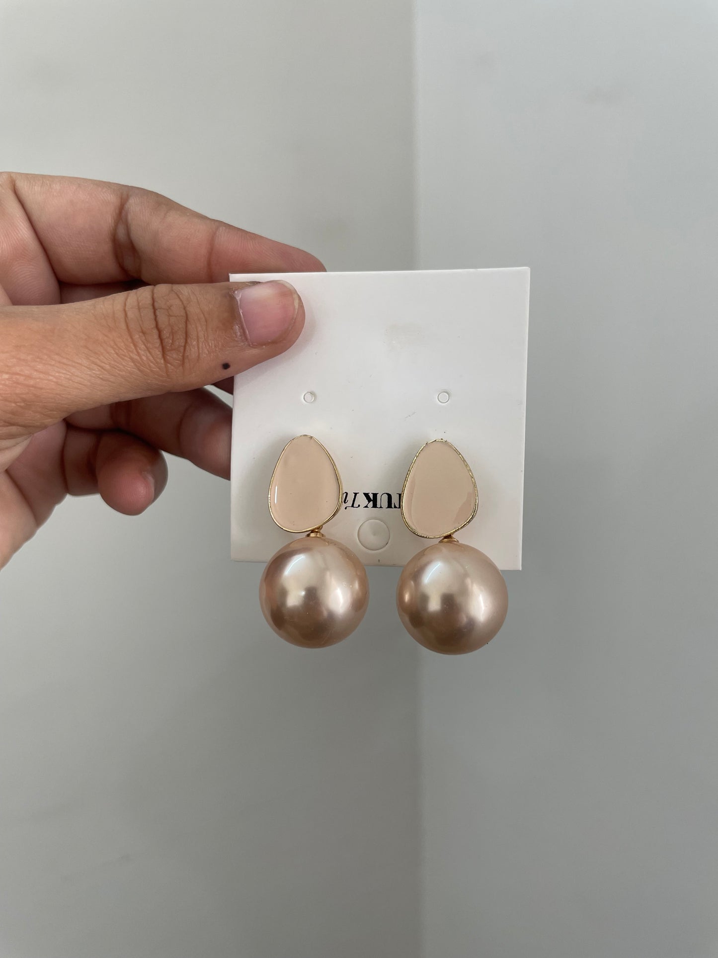 Drop Pearlfect Earrings