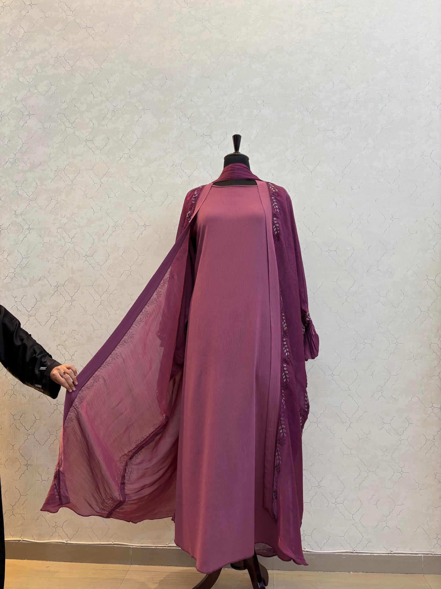 Shrug Abaya with Inner Crushed Chiffon Fabric