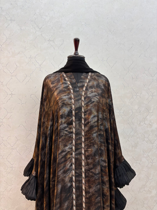 Kaftaan Abaya with Frill Detailing Shimmer Silk Satin Fabric